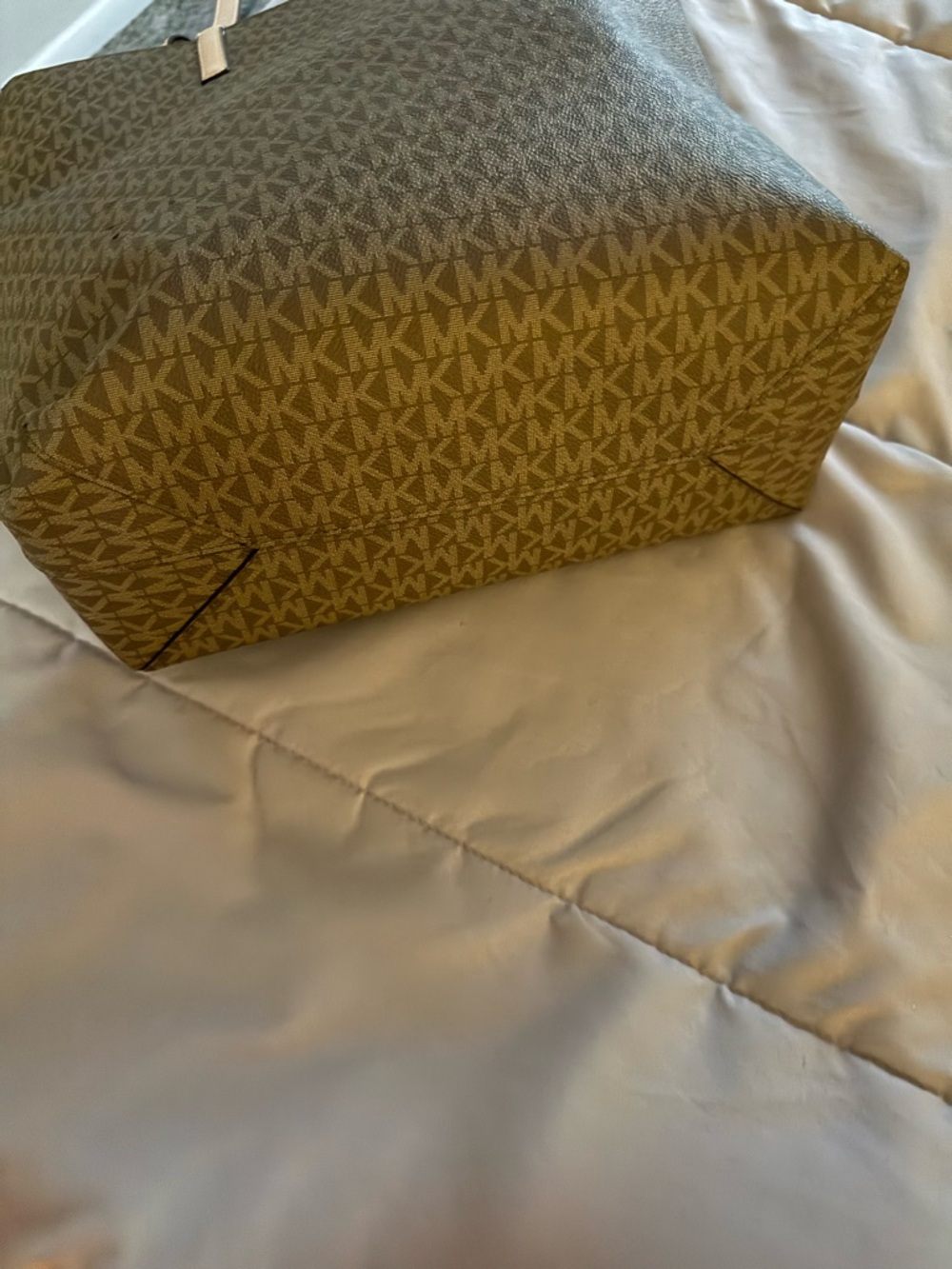 Michael Kors Olive and Tan Tote Bag - Picture 5 of 5